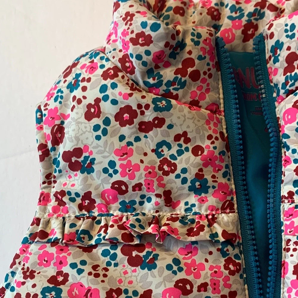 Genuine kids from Oshkosh 4T girls Floral Puffer Vest - Picture 2 of 6